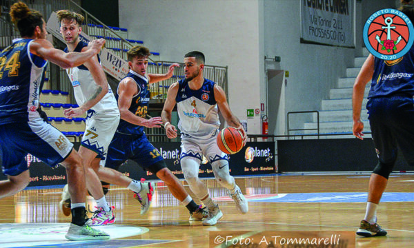 Roseto, Basket 20.20 sfida a Pescara la Amatori