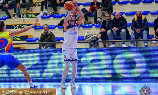 Roseto, Basket 20.20 vince con Mosciano 82 a 57